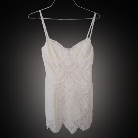 NWT. For Love and Lemons Sandra Mini Dress. Size L. White. - Picture 4 of 5